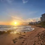 Luxurious Beachside 3-Br Apt