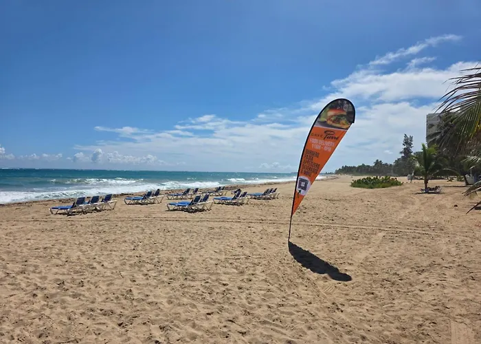 Luxurious Beachside 3-Br Apt